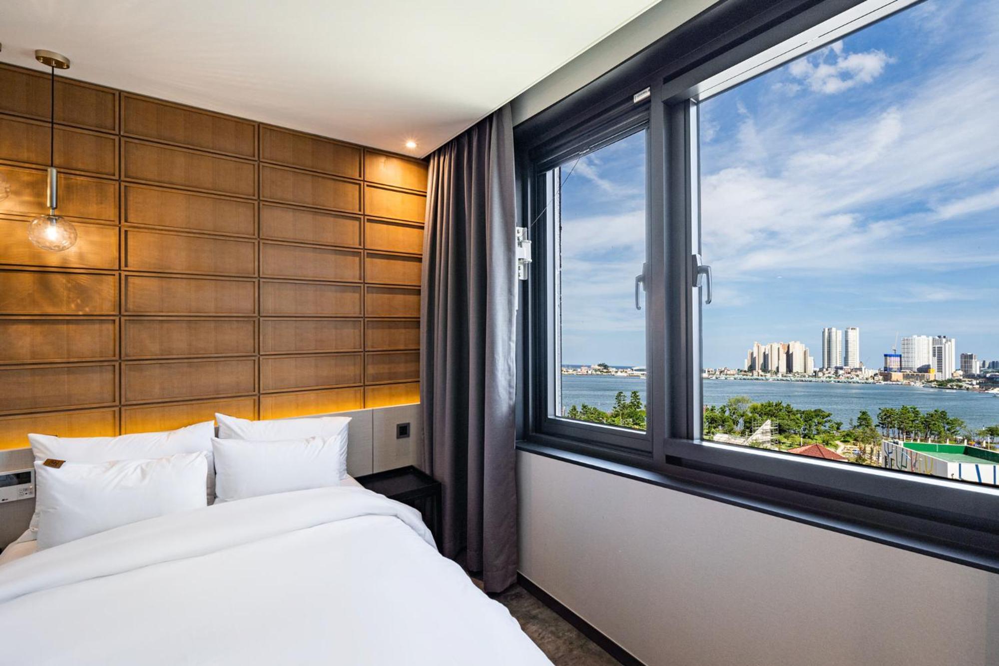 Sokcho Business Hotel Camel Екстер'єр фото