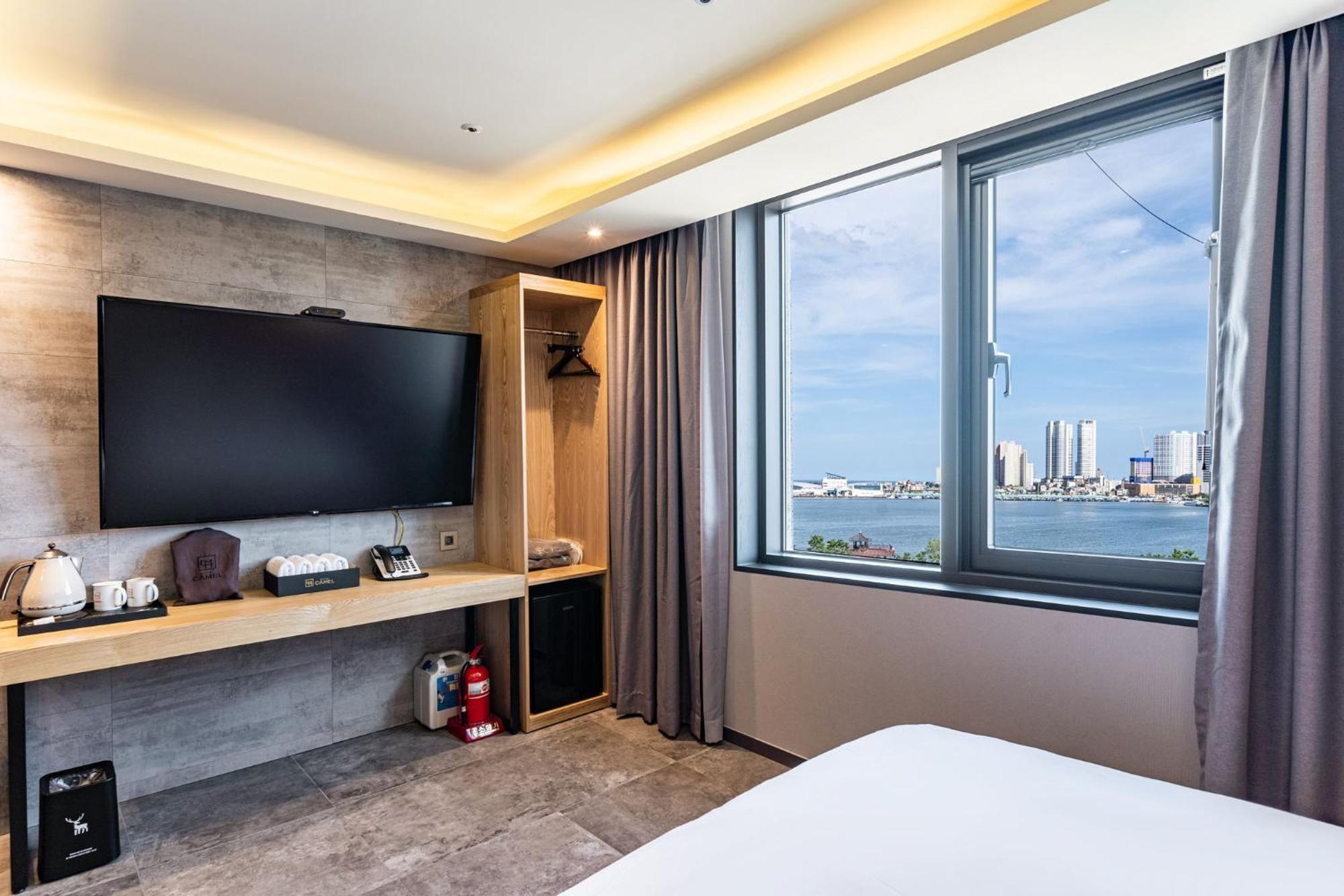 Sokcho Business Hotel Camel Екстер'єр фото